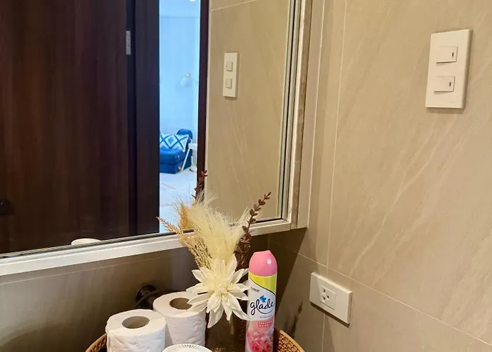 Aparthotel Fully Furnished 1br Inside Tambuli -resort Living Tower F - 11th Floor Lapu-Lapu City